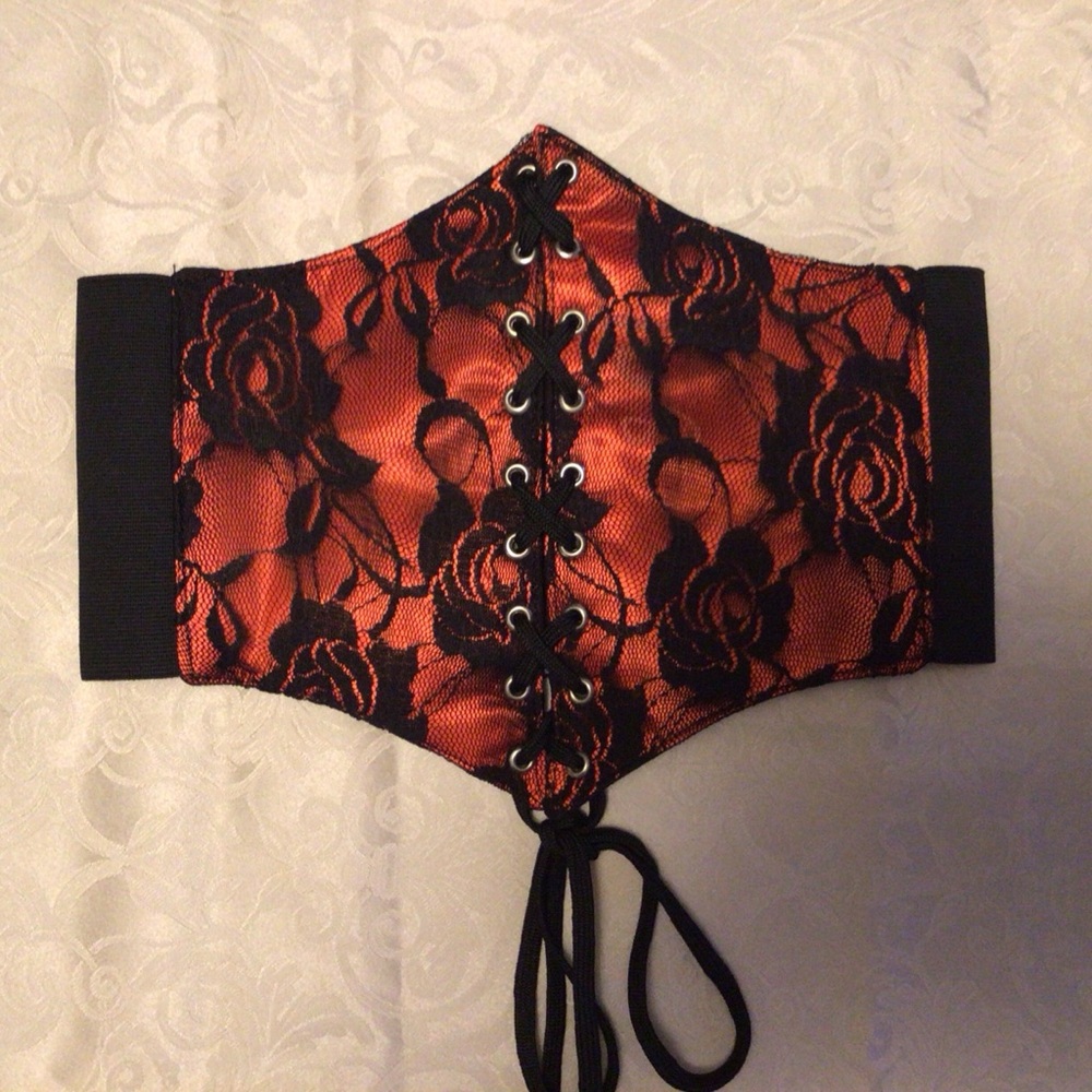 Daisy Corsets Lavish Red with Black Lace Overlay Belt Corset Small